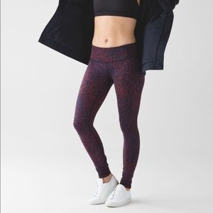 lululemon wunder under pant III size 8 leggings